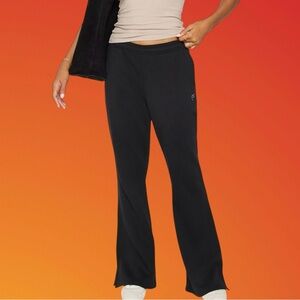 Fabletics Year Round Lightweight Terry Flare Leg Pants Women’s M Black NWT